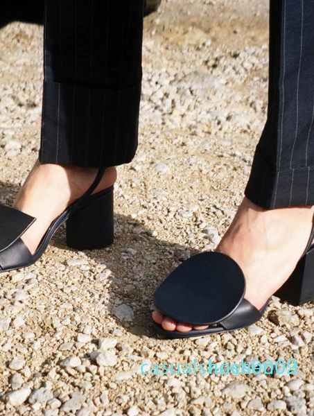 geometric shapes white navy blue ladies sandals unique designer low heels genuine leather summer t show gladiators female shoes open t l02, Black
geometric shapes white navy blue ladies sandals unique designer low heels genuine leather summer t show gladiators female shoes open t l02, Black