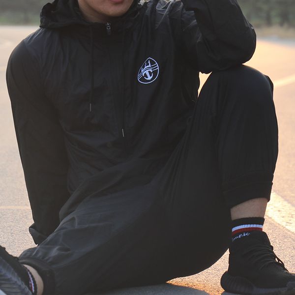 e-baihui 2020 new men's european and american sweaters casual long-sleeved jackets outdoor quick-drying hoodies men's w-47, Black
e-baihui 2020 new men's european and american sweaters casual long-sleeved jackets outdoor quick-drying hoodies men's w-47, Black