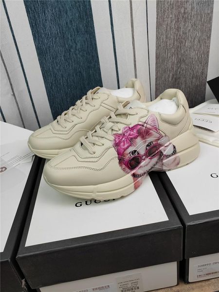 r luxury leather casual sneakers, stylish rhyton sneakers, comfortable platform, size 35-45 (with original box),cc
r luxury leather casual sneakers, stylish rhyton sneakers, comfortable platform, size 35-45 (with original box),cc