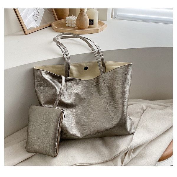 soft pu leather bags for female 2020 big capacity designer tote fashion quality shopping bag design luxury bag bolsa de praia
soft pu leather bags for female 2020 big capacity designer tote fashion quality shopping bag design luxury bag bolsa de praia