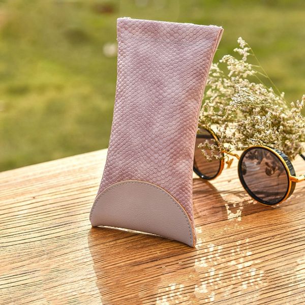 q7tum korean new portable storage sunglassessunglasses sunglassespressure-resistant portable women's simple storage bag automatic close, Blue
q7tum korean new portable storage sunglassessunglasses sunglassespressure-resistant portable women's simple storage bag automatic close, Blue