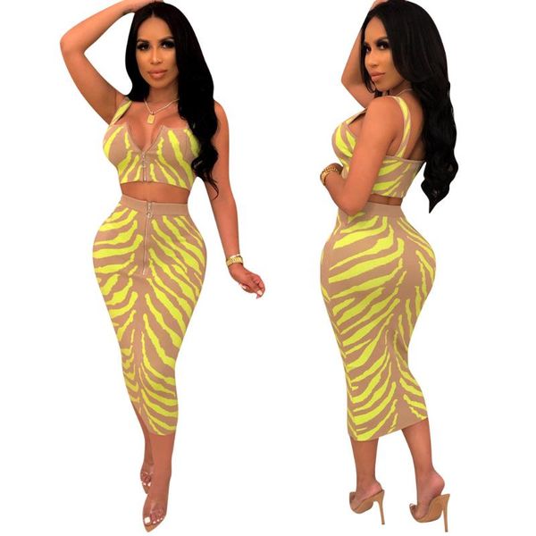 sling tight-fitting small tan kvest chest metal ring zip. high waist curve pencil skirt 2020 summer skirt two piece set, White
sling tight-fitting small tan kvest chest metal ring zip. high waist curve pencil skirt 2020 summer skirt two piece set, White