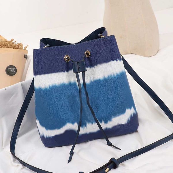 monogram crossbody сумка женская ковш сумки женские сумки холст наклонные плеча сумки мода цветы сумки кошелек
monogram crossbody сумка женская ковш сумки женские сумки холст наклонные плеча сумки мода цветы сумки кошелек
