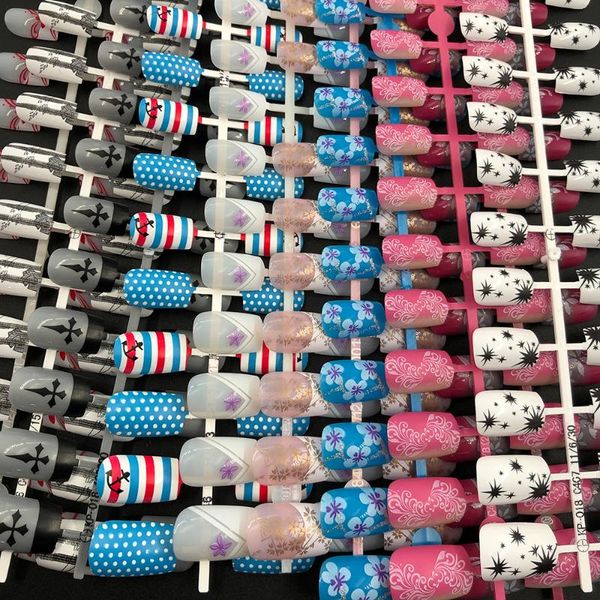 dingxue 24 /pcs anchor colorful flower false nail detachable tips for nail extension manicure art press on fake false nails g008, Red;gold
dingxue 24 /pcs anchor colorful flower false nail detachable tips for nail extension manicure art press on fake false nails g008, Red;gold