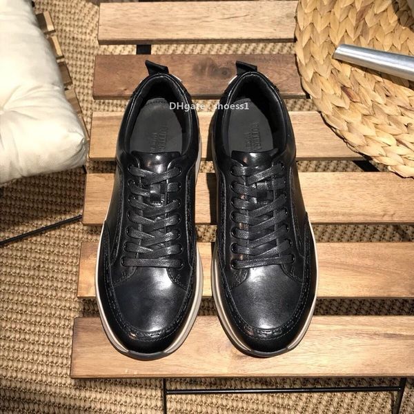 2021-2020z limited edition little bee embroidery classic men 's low -sneakers ,fashionable wild casual outdoor tide shoes ,size :3, Black
2021-2020z limited edition little bee embroidery classic men 's low -sneakers ,fashionable wild casual outdoor tide shoes ,size :3, Black