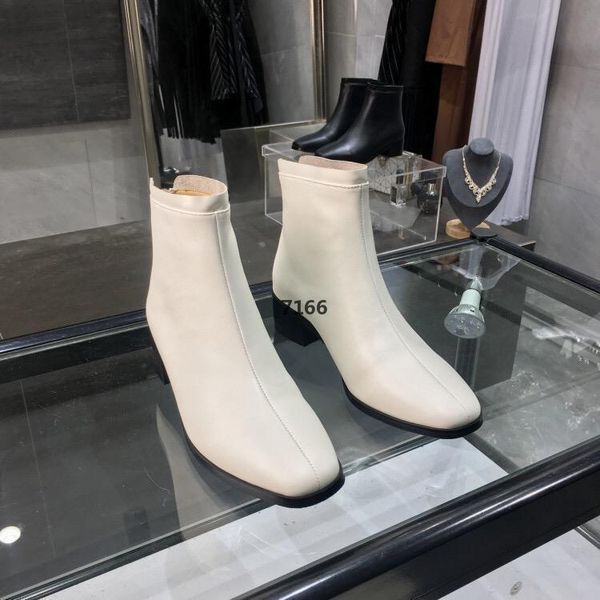 320g designer new designers boots women australia style fur snow boots classic fluff boot winter genuine leather wool snow boo, Red;white 
320g designer new designers boots women australia style fur snow boots classic fluff boot winter genuine leather wool snow boo, Red;white