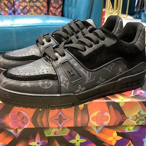 057 the high-quality men's casual sports shoes and outdoor casual shoes of the new brand designer, the original box size is 38-45, Black
057 the high-quality men's casual sports shoes and outdoor casual shoes of the new brand designer, the original box size is 38-45, Black
