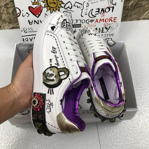 2020v new trend graffiti leather casual shoes fashion men and women outdoor sports shoes personality wild party couple shoes, size 35-45, Black
2020v new trend graffiti leather casual shoes fashion men and women outdoor sports shoes personality wild party couple shoes, size 35-45, Black