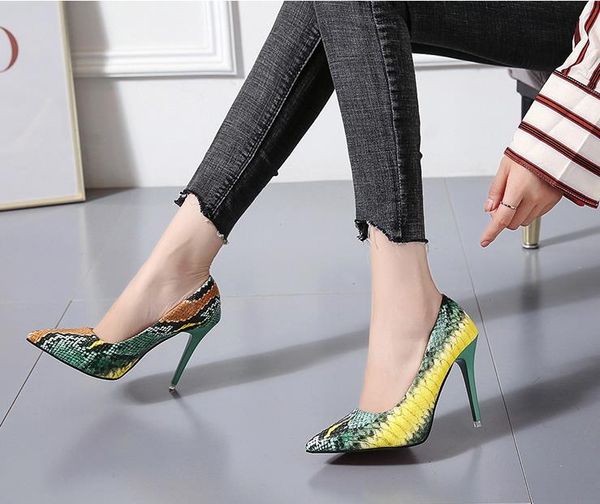 big size 34-42 stiletto heels women pumps red pointed plaid shoes women shallow high thin heels 2020 party wedding shoes, Black
big size 34-42 stiletto heels women pumps red pointed plaid shoes women shallow high thin heels 2020 party wedding shoes, Black