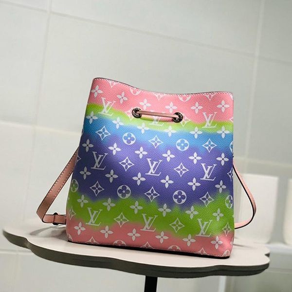 retro type womens leather bucket bags handbag drawstring shoulder bag with origin box luxury designer ladies messenger crossbody bags
retro type womens leather bucket bags handbag drawstring shoulder bag with origin box luxury designer ladies messenger crossbody bags