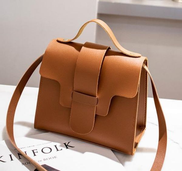 designer handbag women 2020 portable messenger bag stall trend drawstring small square bag
designer handbag women 2020 portable messenger bag stall trend drawstring small square bag