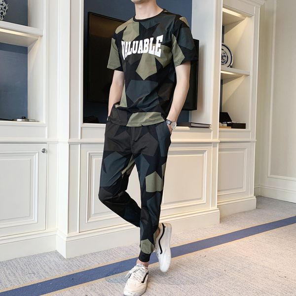 men's tracksuits 2020 new arrival summer mens fashion camouflage sports suit casual men active two pieces leisure suits size m-4xl
men's tracksuits 2020 new arrival summer mens fashion camouflage sports suit casual men active two pieces leisure suits size m-4xl