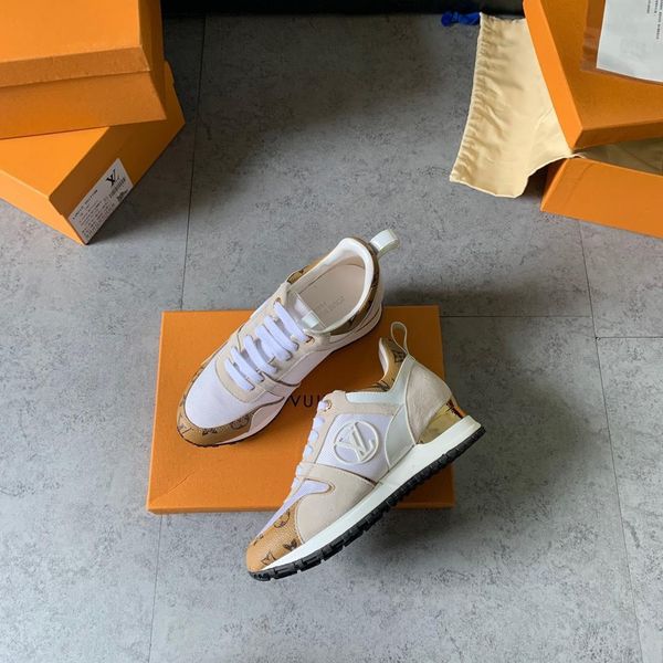 new15 luxury ladies casual shoes fashion trend personality sports shoes outdoor comfortable women's shoes original box packaging, Black
new15 luxury ladies casual shoes fashion trend personality sports shoes outdoor comfortable women's shoes original box packaging, Black