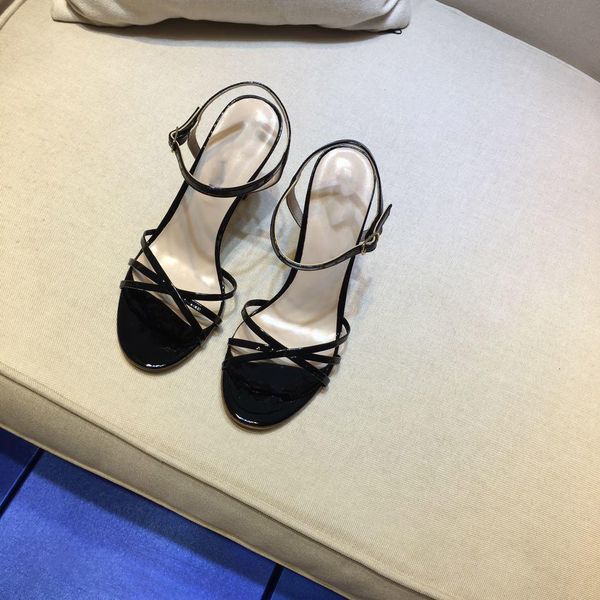 classic brand women sandal high heels platform shoe pumps nude/black leather peep-toe women dress wedding sandals shoes ing
classic brand women sandal high heels platform shoe pumps nude/black leather peep-toe women dress wedding sandals shoes ing