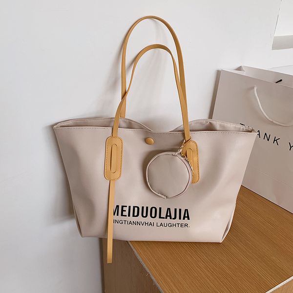 brand original design large capacity 2020 new style wild shoulder bag fashion tote bag travel
brand original design large capacity 2020 new style wild shoulder bag fashion tote bag travel