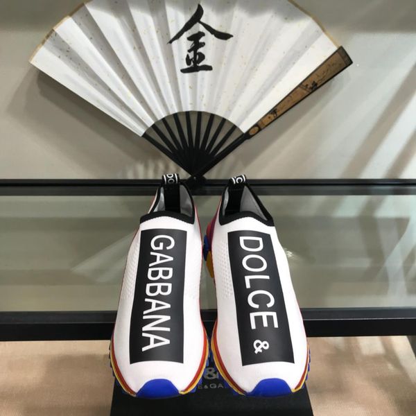 2020k high-end custom men's business daily low-casual shoes, fashion wild outdoor sports shoes, original box packaging, size: 38-45
2020k high-end custom men's business daily low-casual shoes, fashion wild outdoor sports shoes, original box packaging, size: 38-45