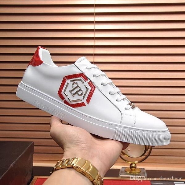 2021 luxury men sneaker shoes leather gifts sports casual lace -up zapatos de hombre men shoes fashion lo -sneakers hexagon, Black
2021 luxury men sneaker shoes leather gifts sports casual lace -up zapatos de hombre men shoes fashion lo -sneakers hexagon, Black