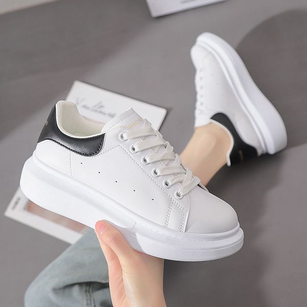 2020 white thick bottom vulcanized shoes ladies all-match low to help students breathable casual sports shoes for women, Black
2020 white thick bottom vulcanized shoes ladies all-match low to help students breathable casual sports shoes for women, Black