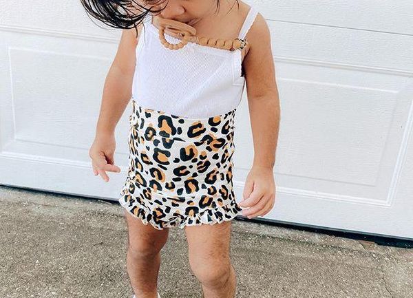 newborn infant baby girls summer casual ribbed vest high waist leopard shorts 2pcs set sunsuit 0-24m, White
newborn infant baby girls summer casual ribbed vest high waist leopard shorts 2pcs set sunsuit 0-24m, White