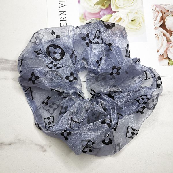 2020 women luxury scrunchy hair band brand print hair ring elastic ponytail holder stretchy girls large intestine hairbands accessory d73005, Slivery;white
2020 women luxury scrunchy hair band brand print hair ring elastic ponytail holder stretchy girls large intestine hairbands accessory d73005, Slivery;white