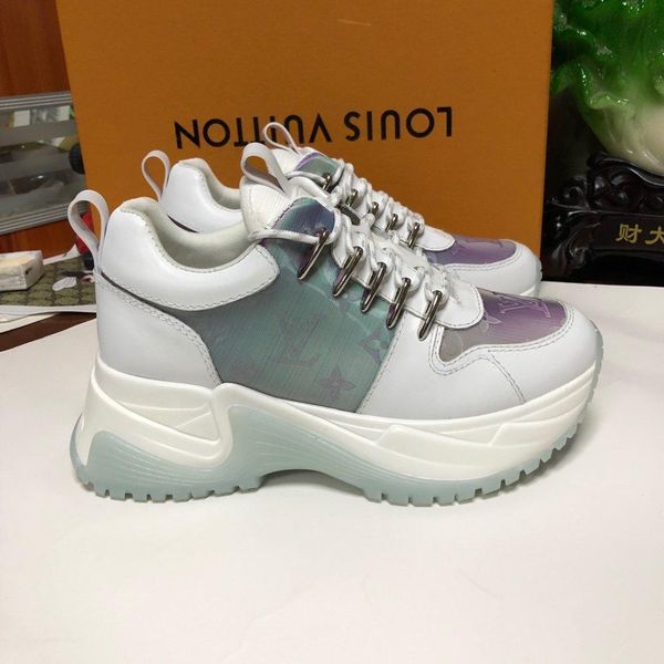2020 new high-end men and women fashion casual shoes, leather dad shoes, wild outdoor couple sports shoes, fashion shoes size: 35-44
2020 new high-end men and women fashion casual shoes, leather dad shoes, wild outdoor couple sports shoes, fashion shoes size: 35-44