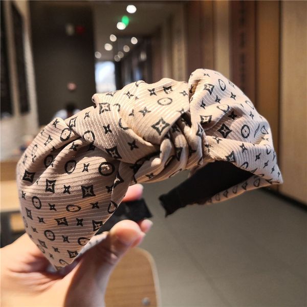 headband gril floral star hairband women retro headband bows cross knot wide-sided hairband 6 colors hair accessories, Silver
headband gril floral star hairband women retro headband bows cross knot wide-sided hairband 6 colors hair accessories, Silver
