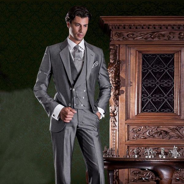 classic notch lapel tuxedos groom wedding men suits mens wedding suits tuxedo costumes de pour hommes men(jacket+pants+tie+vest) w160, Black;gray
classic notch lapel tuxedos groom wedding men suits mens wedding suits tuxedo costumes de pour hommes men(jacket+pants+tie+vest) w160, Black;gray