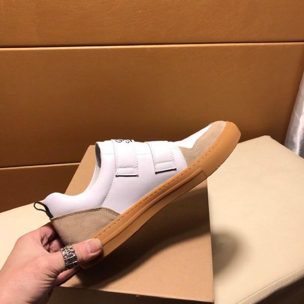 2020u luxury мужские пчелка velcro low top casual tide обувь, высокого качества мода обувь спорт на открытом воздухе обувь, размер: 38-45, Black
2020u luxury мужские пчелка velcro low top casual tide обувь, высокого качества мода обувь спорт на открытом воздухе обувь, размер: 38-45, Black