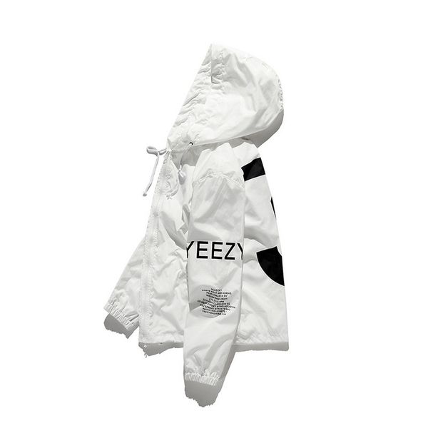 2020 windbreaker men and women's jacket new fashion white and black roses outwear coat mens designer puffer jackets mens sports jackets, Black;brown
2020 windbreaker men and women's jacket new fashion white and black roses outwear coat mens designer puffer jackets mens sports jackets, Black;brown