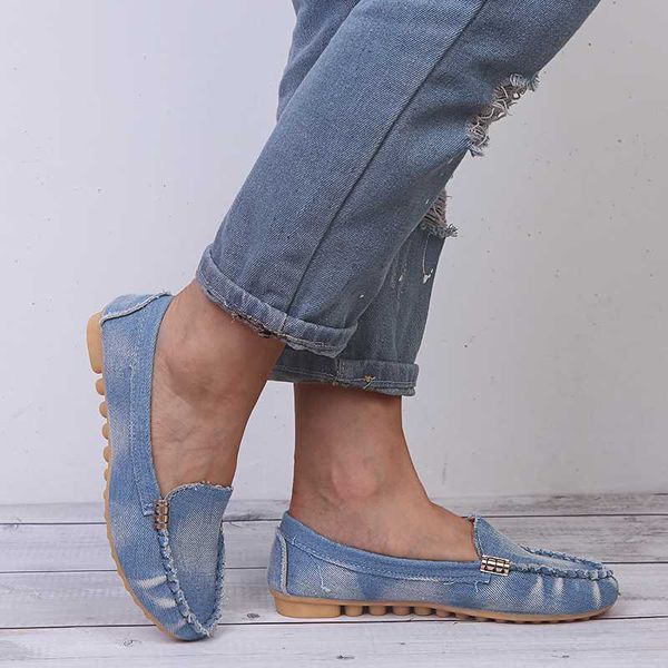 women casual flat shoes 2020 spring autumn flat loafer women shoes slips soft round toe denim flats jeans plus size 35-44, Black
women casual flat shoes 2020 spring autumn flat loafer women shoes slips soft round toe denim flats jeans plus size 35-44, Black