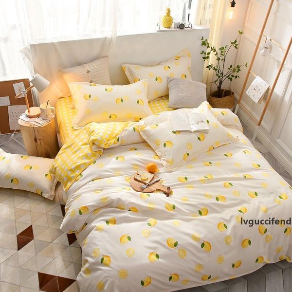2020 new product yellow lemon fruit printed bedding set bed linens 3/4pcs duvet cover sets bed sheet pillowcases bedroom bed set t200409
2020 new product yellow lemon fruit printed bedding set bed linens 3/4pcs duvet cover sets bed sheet pillowcases bedroom bed set t200409