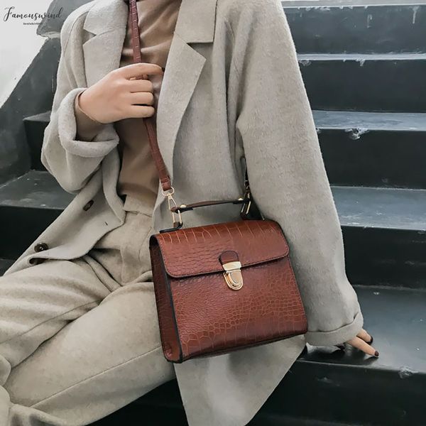 2020 fashion crocodile cover bags women shoulder bag alligator brand designer simple bag wild messenger bag handle sale
2020 fashion crocodile cover bags women shoulder bag alligator brand designer simple bag wild messenger bag handle sale