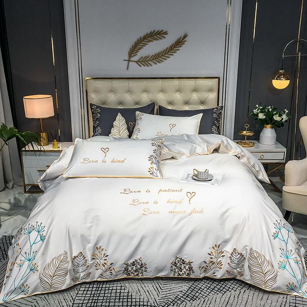 2020 luxury egypt cotton elegant simple bedding set embroidery duvet cover bed sheet pillowcases king size 4pcs
2020 luxury egypt cotton elegant simple bedding set embroidery duvet cover bed sheet pillowcases king size 4pcs