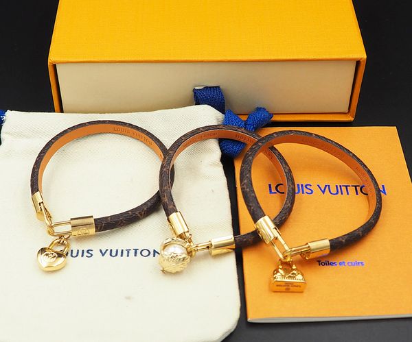 в 2020 году, последняя мода марки чистого титана стали розы высокого качества дизайнер кожаный браслет подходит для всех видов мест, Golden;silver 
в 2020 году, последняя мода марки чистого титана стали розы высокого качества дизайнер кожаный браслет подходит для всех видов мест, Golden;silver