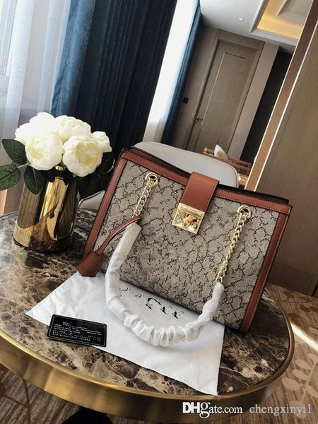 bag printed fashionable female killer chain lady one genuine leather handbags handbag shoulder bucket messenger cross body bags woman
bag printed fashionable female killer chain lady one genuine leather handbags handbag shoulder bucket messenger cross body bags woman