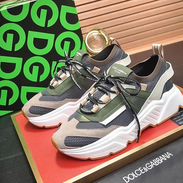 2020eo designer new luxury men's casual sports shoes, outdoor casual shoes, with original box size 38--45, Black
2020eo designer new luxury men's casual sports shoes, outdoor casual shoes, with original box size 38--45, Black