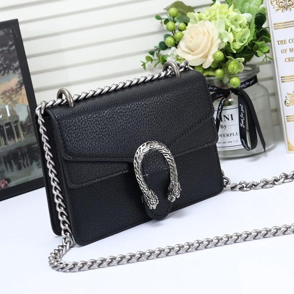 luxury designer womens bag fashion crossbody bags trend retro women messenger bag ladies leather chain shoulder bags bolso bandolera
luxury designer womens bag fashion crossbody bags trend retro women messenger bag ladies leather chain shoulder bags bolso bandolera