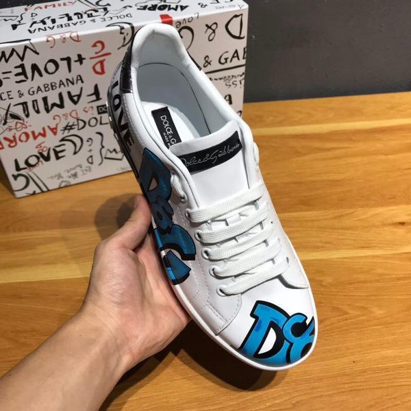 new19 luxury casual shoes fashion wild men and women sports shoes outdoor comfortable men and women travel shoes original box packaging, Black
new19 luxury casual shoes fashion wild men and women sports shoes outdoor comfortable men and women travel shoes original box packaging, Black