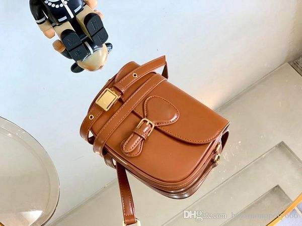 dior дизайнер роскошный сумки кошельки сумки способа плеча сумки tote емкость женщины crossbody леди сумки металла письмо handle bag
dior дизайнер роскошный сумки кошельки сумки способа плеча сумки tote емкость женщины crossbody леди сумки металла письмо handle bag