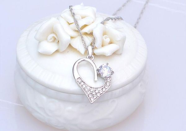 1 pcs heart shape pendant necklace with crystal clavicular chain birthday valentine's day nice gifts ship, Silver
1 pcs heart shape pendant necklace with crystal clavicular chain birthday valentine's day nice gifts ship, Silver