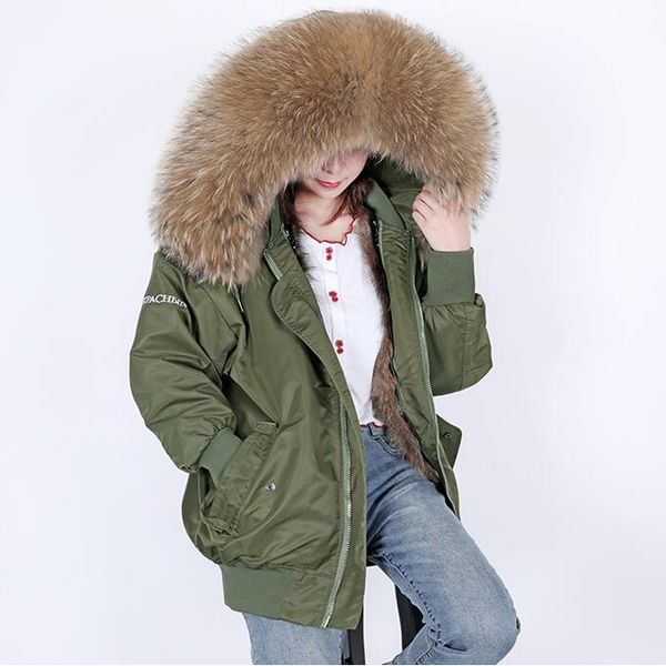 2020 bat outfit oversized raccoon fur collar sickle embroidery loose fur warm inner liner winter coat, Black
2020 bat outfit oversized raccoon fur collar sickle embroidery loose fur warm inner liner winter coat, Black