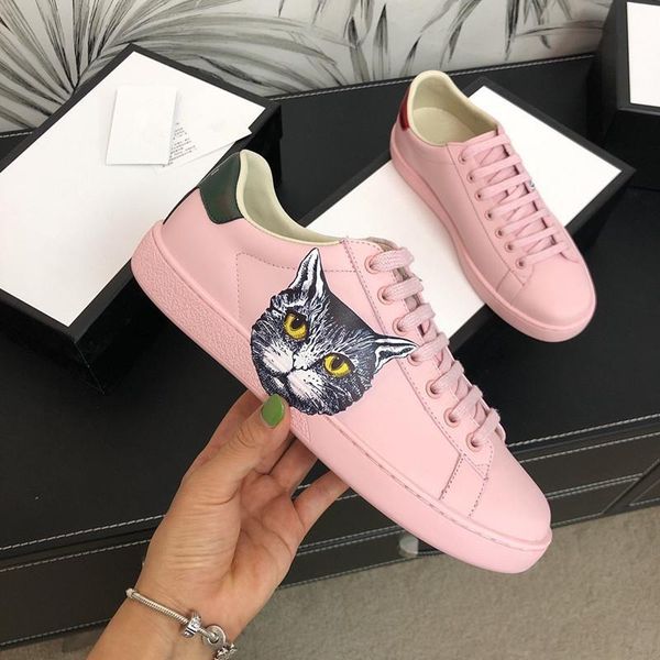 2020 designer sneakers low spikes flats shoes men womens suede leather sneakers party designer shoes, Black;red
2020 designer sneakers low spikes flats shoes men womens suede leather sneakers party designer shoes, Black;red