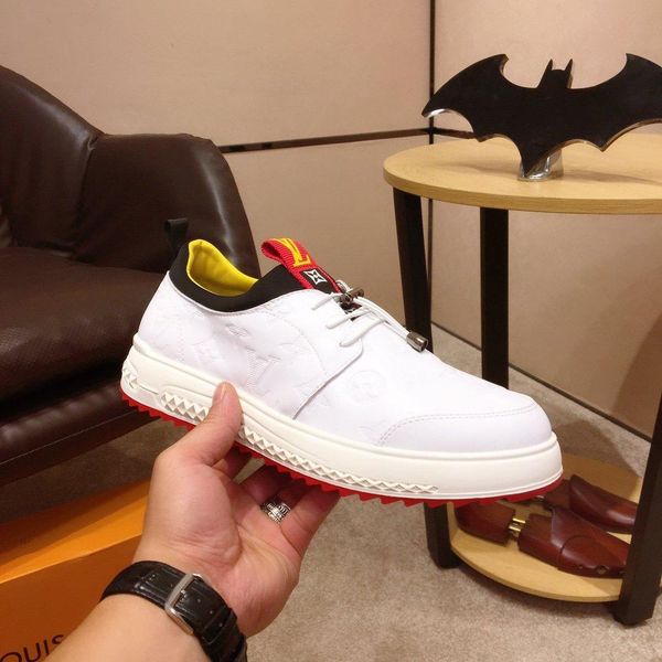 new9 fashion men's shoes casual breathable sports personality men's shoes outdoor comfortable travel running shoes zapatos hombre, Black
new9 fashion men's shoes casual breathable sports personality men's shoes outdoor comfortable travel running shoes zapatos hombre, Black