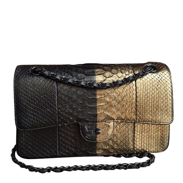 limited edition luxury python skin lid bag classic snake inside bright gold hardware high-end design fashion generous
limited edition luxury python skin lid bag classic snake inside bright gold hardware high-end design fashion generous