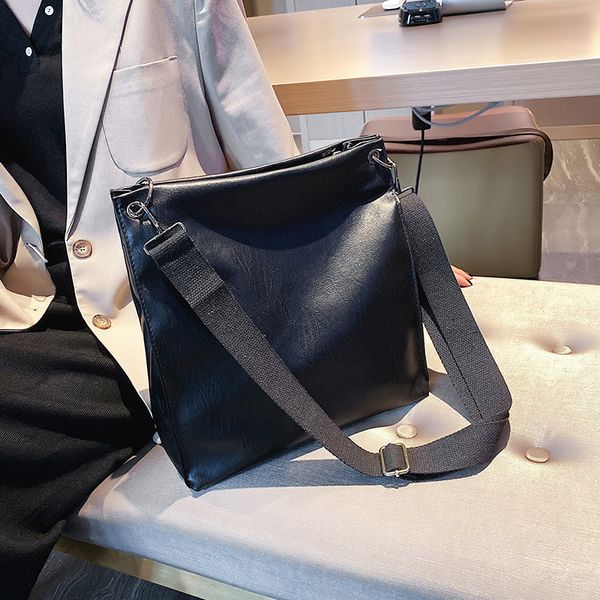vintage crossbody bucket bags for women 2020 large capacity handbag lady shoulder messenger bag solid travel handbag bolso mujer
vintage crossbody bucket bags for women 2020 large capacity handbag lady shoulder messenger bag solid travel handbag bolso mujer