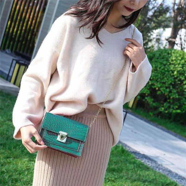 crocodile messenger bag women high-quality portable delicate bright fashion pu leather solid color shoulder handbag #20
crocodile messenger bag women high-quality portable delicate bright fashion pu leather solid color shoulder handbag #20