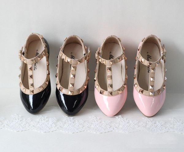 2017spring and summer PU leather princess shoes female child sandals cutout child single shoes breathable rivet t shoes
2017spring and summer PU leather princess shoes female child sandals cutout child single shoes breathable rivet t shoes