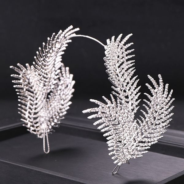 new design rhinestone feather tiara hairband head jewelry wedding bride tiaras crown wedding hair ornaments headpieces, Golden;white
new design rhinestone feather tiara hairband head jewelry wedding bride tiaras crown wedding hair ornaments headpieces, Golden;white