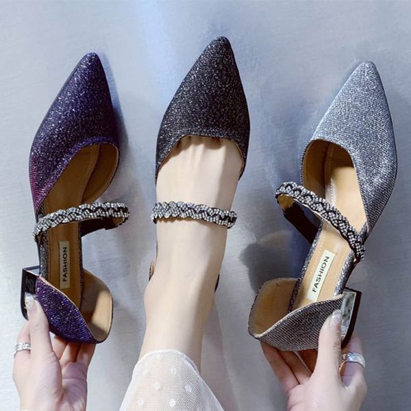 sequined ткань хрустальной заостренная носка сандалия женщин bling sandalias металл коренастых пятки женщина обувь крышка блестки каблуки sa, Black
sequined ткань хрустальной заостренная носка сандалия женщин bling sandalias металл коренастых пятки женщина обувь крышка блестки каблуки sa, Black