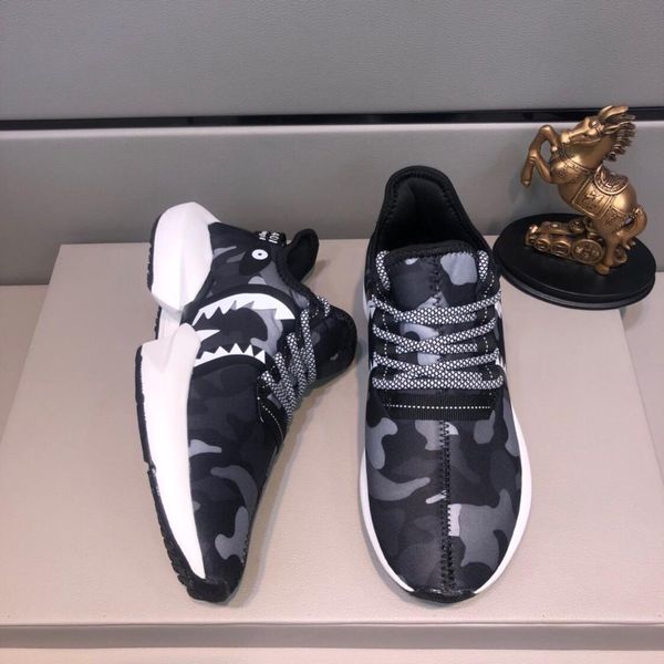 2020-2019w limited edition tide brand men's leather casual shoes, fashion wild sports shoes, original box packaging, size: 38-44
2020-2019w limited edition tide brand men's leather casual shoes, fashion wild sports shoes, original box packaging, size: 38-44